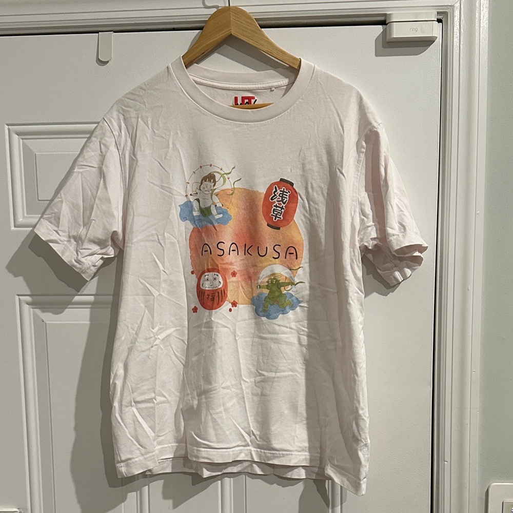 Asakusa Graphic Tee Size XL Uniqlo